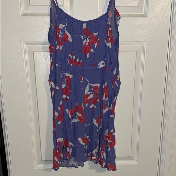 Floral Blue and Red Women's Top - Picture 7 of 8